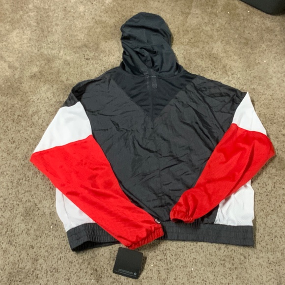 Jacket - Picture 3 of 4